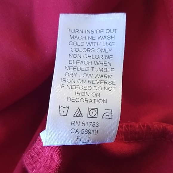 Red and Gold Squined Top - Picture 6 of 8